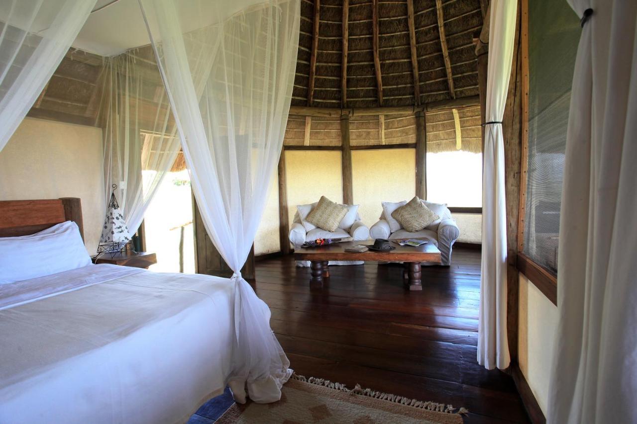 Apoka Safari Lodge Loitanit Exteriör bild
