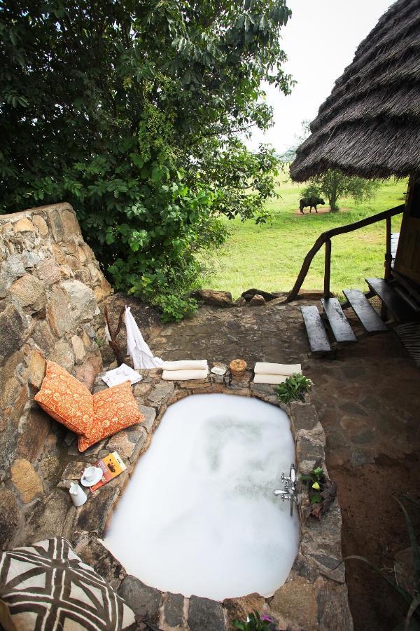 Apoka Safari Lodge Loitanit Exteriör bild