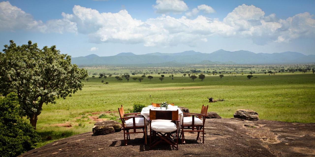 Apoka Safari Lodge Loitanit Exteriör bild