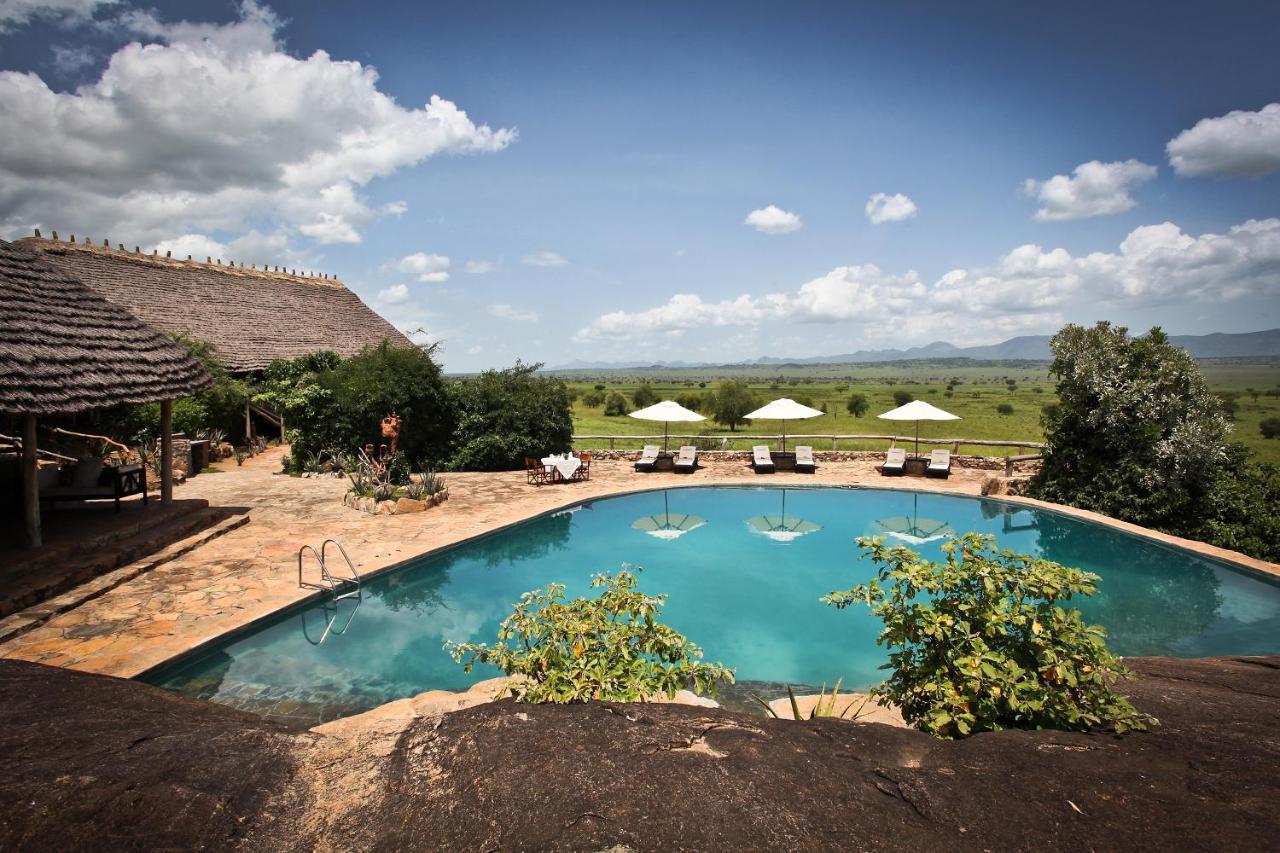 Apoka Safari Lodge Loitanit Exteriör bild
